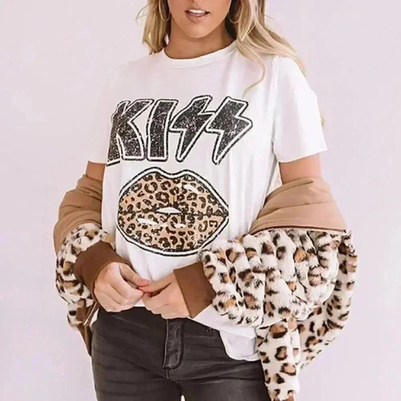 KISS Leopard Lips T-Shirt Tee Top Shirt - Picture 1 of 5